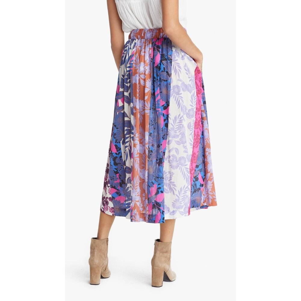 XiRENA Multicolor Floral Midi Skirt